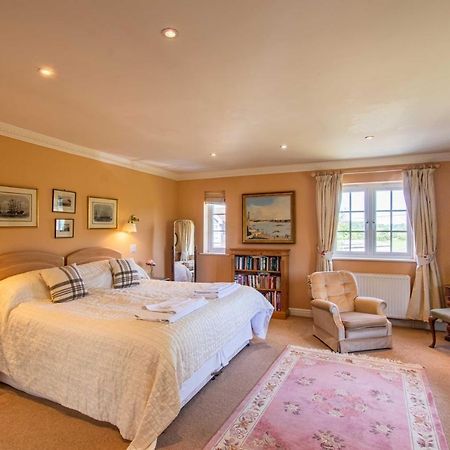 Austons Down Farm B&B Claverdon Экстерьер фото