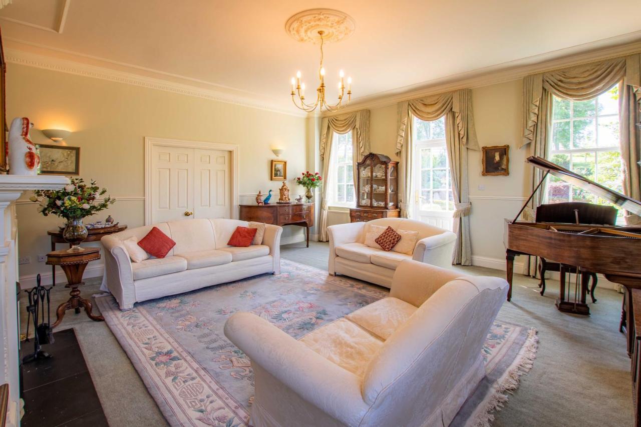 Austons Down Farm B&B Claverdon Экстерьер фото
