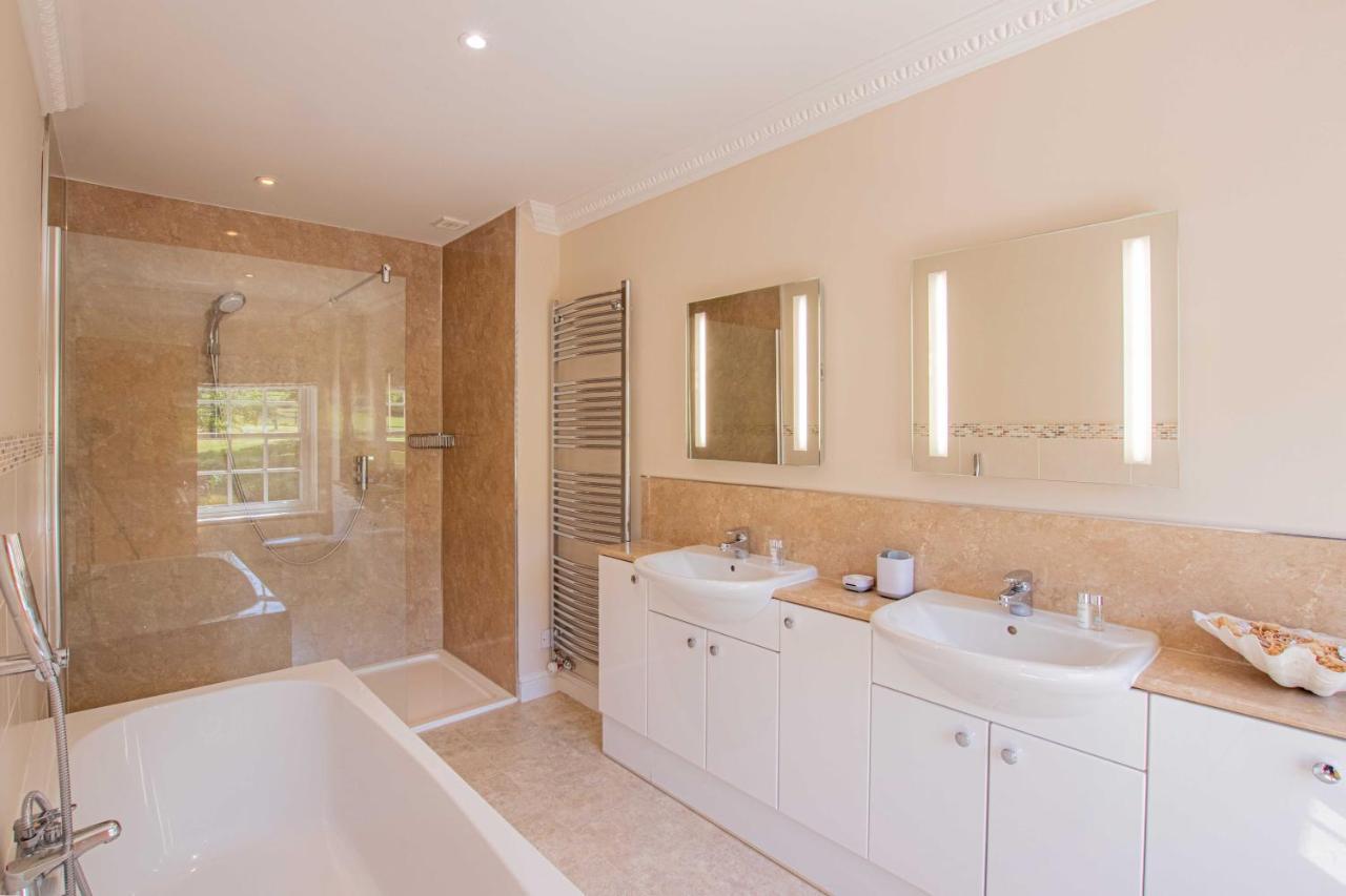 Austons Down Farm B&B Claverdon Экстерьер фото