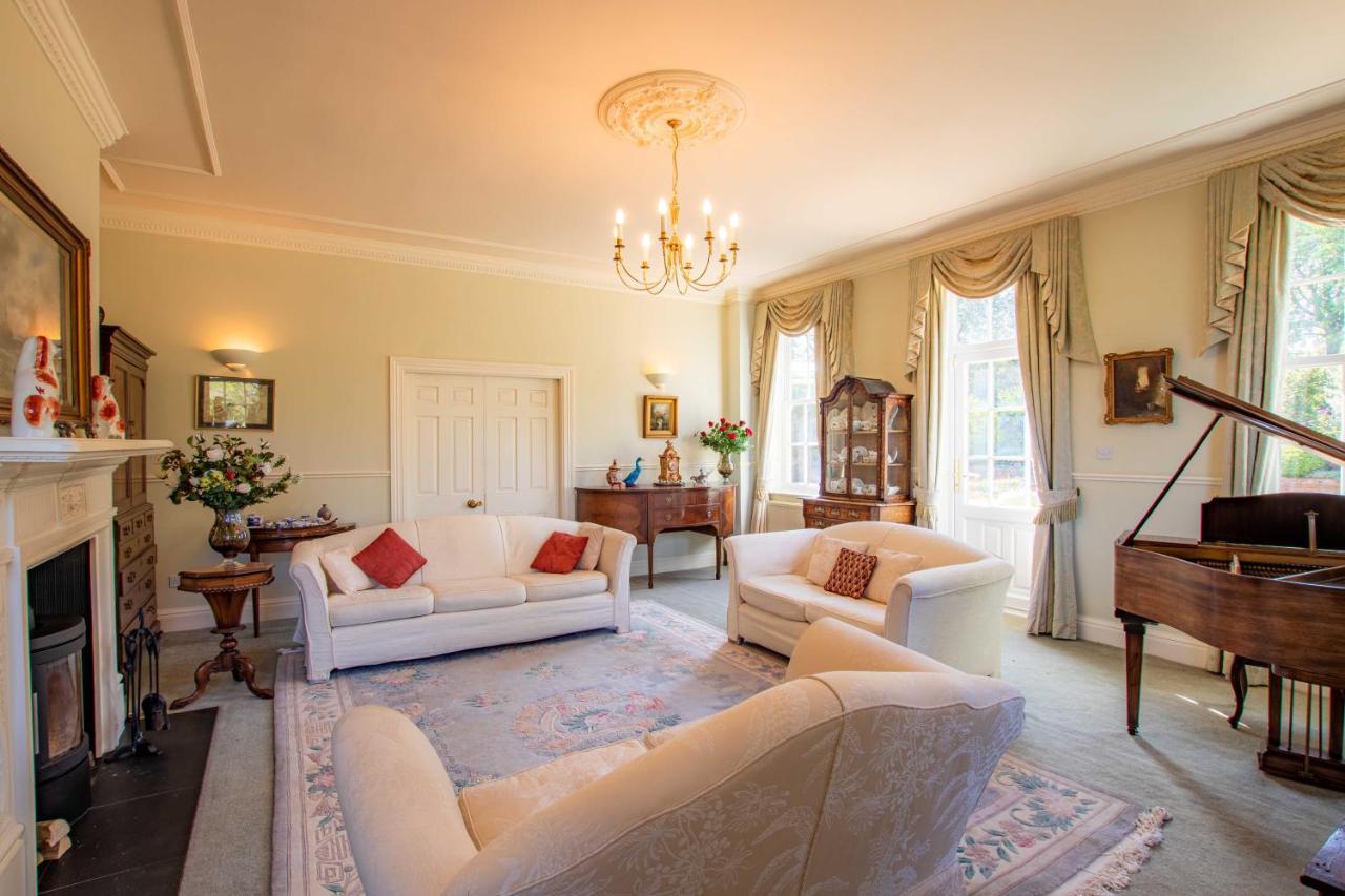 Austons Down Farm B&B Claverdon Экстерьер фото