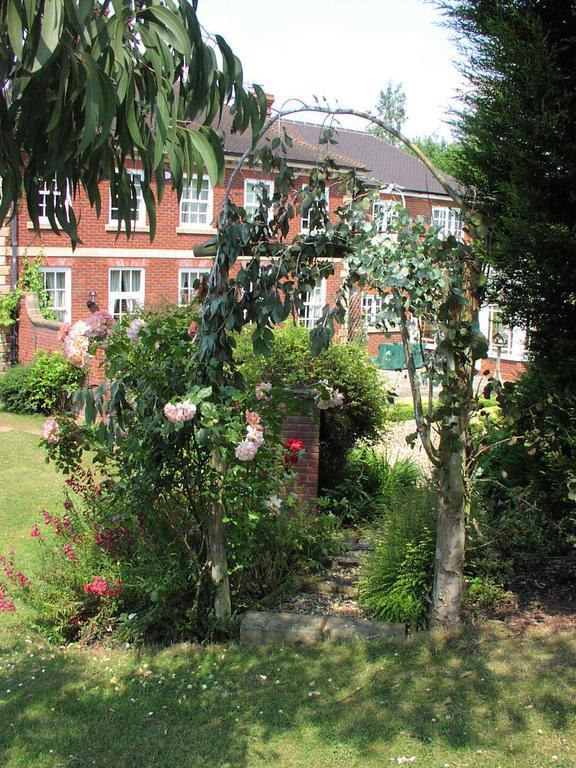 Austons Down Farm B&B Claverdon Экстерьер фото