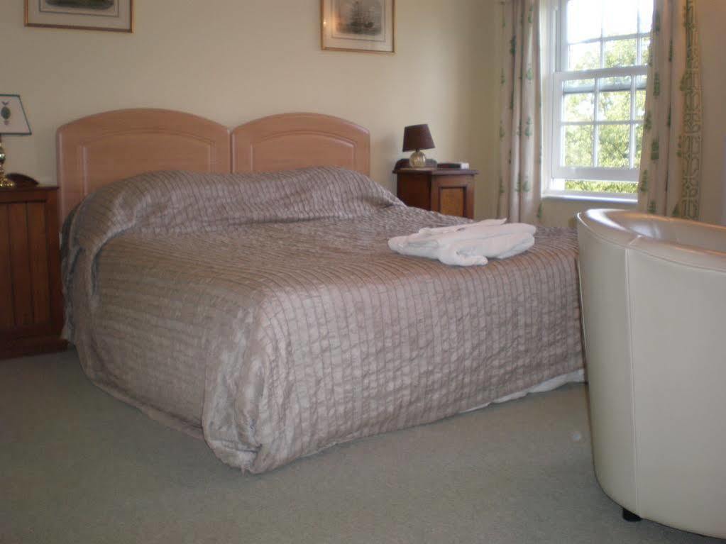 Austons Down Farm B&B Claverdon Экстерьер фото